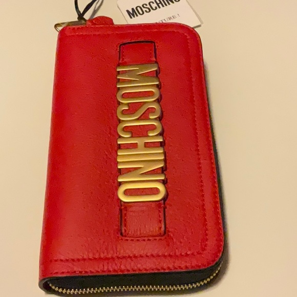Moschino Logo Pebble Leather Zip-Around Long Wallet - Picture 9 of 9